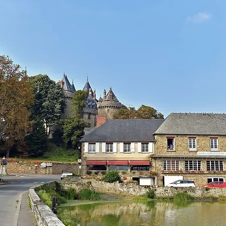 Restaurant Du 2* Combourg