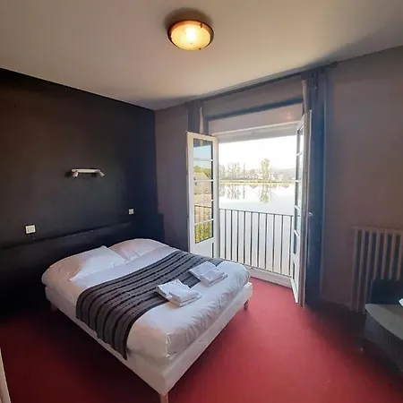 Hotel Restaurant Du Combourg