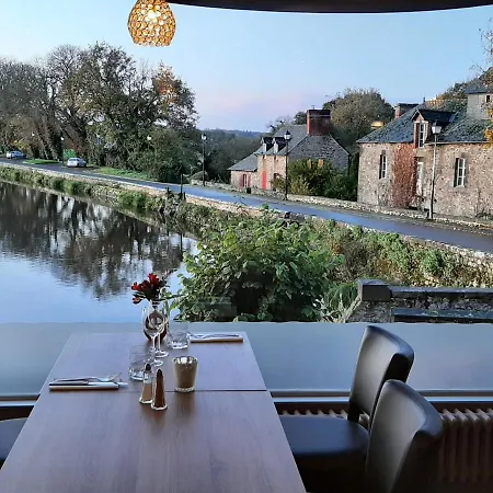 Restaurant Du 2* Combourg